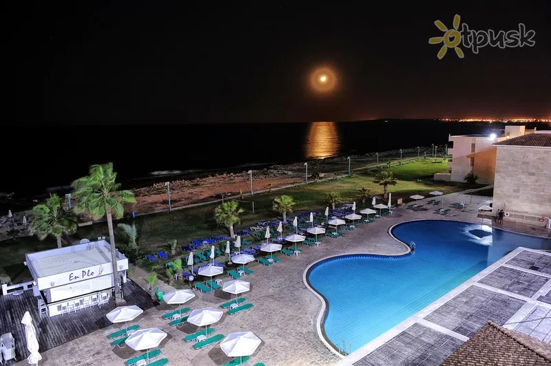 Фото отеля Pierre Anne Beach Hotel 3* Ayia Napa Kipras išorė ir baseinai