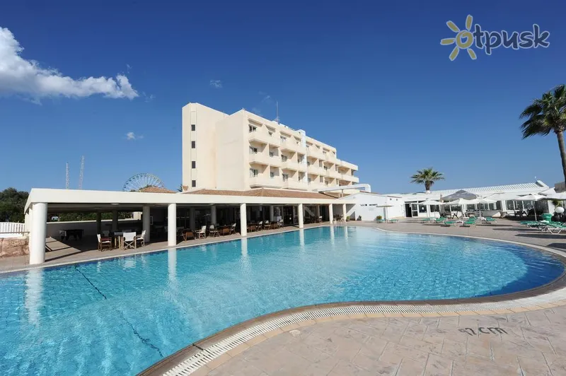 Фото отеля Pierre Anne Beach Hotel 3* Айя Напа Кипр экстерьер и бассейны