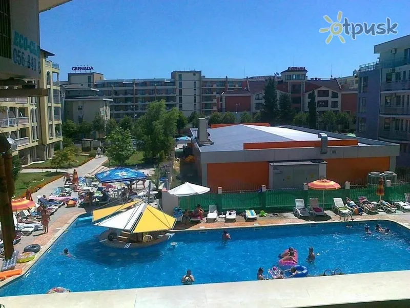 Фото отеля Royal Dreams Apartment 3* Saulainā pludmale Bulgārija ārpuse un baseini