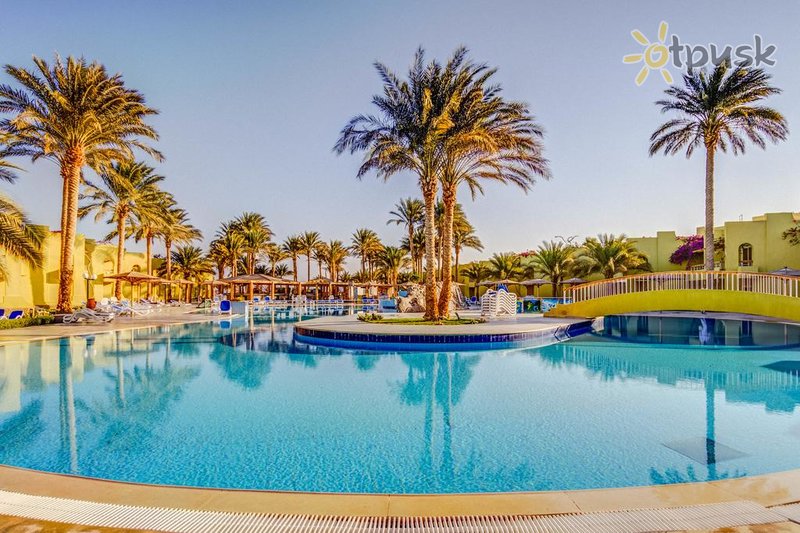 Фото отеля Palm Beach Resort 4* Хургада Египет экстерьер и бассейны