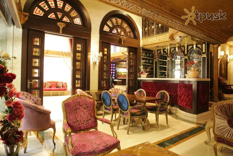 Фото отеля Q Hotel 4* Бейрут Ліван лобі та інтер'єр