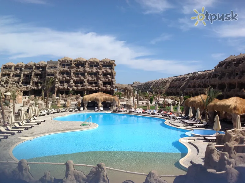 Фото отеля Caves Beach Resort 5* Hurgada Ēģipte ārpuse un baseini