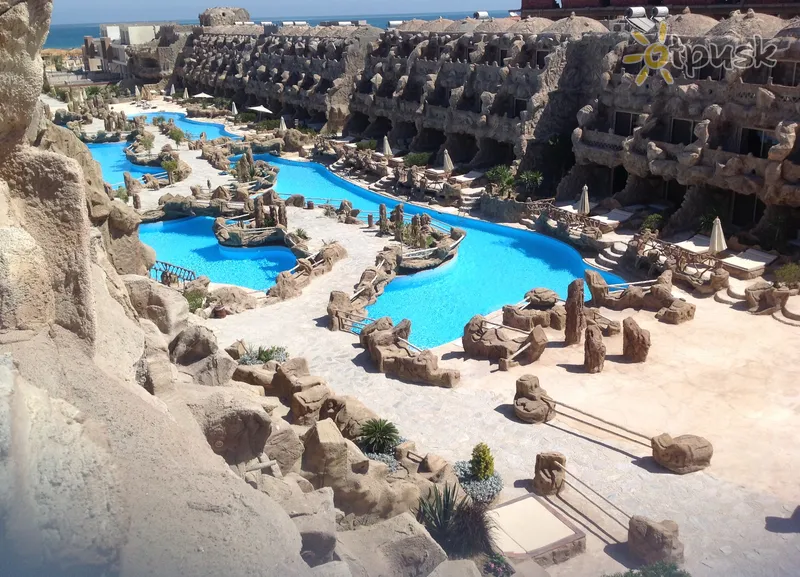 Фото отеля Caves Beach Resort 5* Хургада Єгипет екстер'єр та басейни