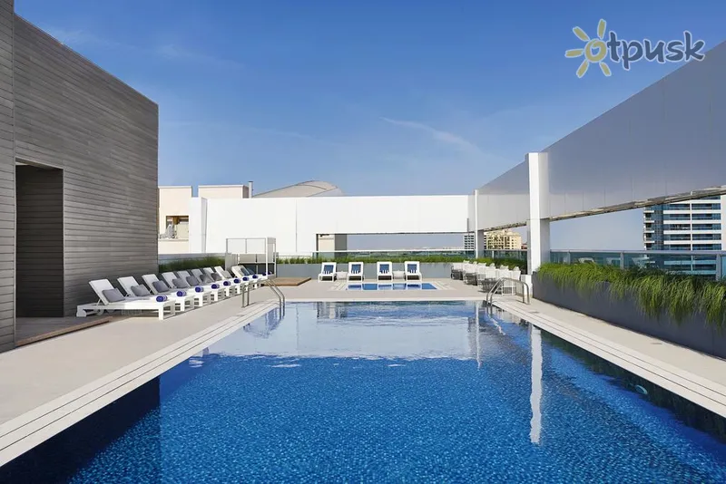 Фото отеля Courtyard by Marriott Al Barsha 4* Дубай ОАЕ екстер'єр та басейни