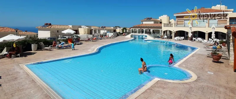 Фото отеля Club St. George Resort 3* Пафос Кіпр екстер'єр та басейни