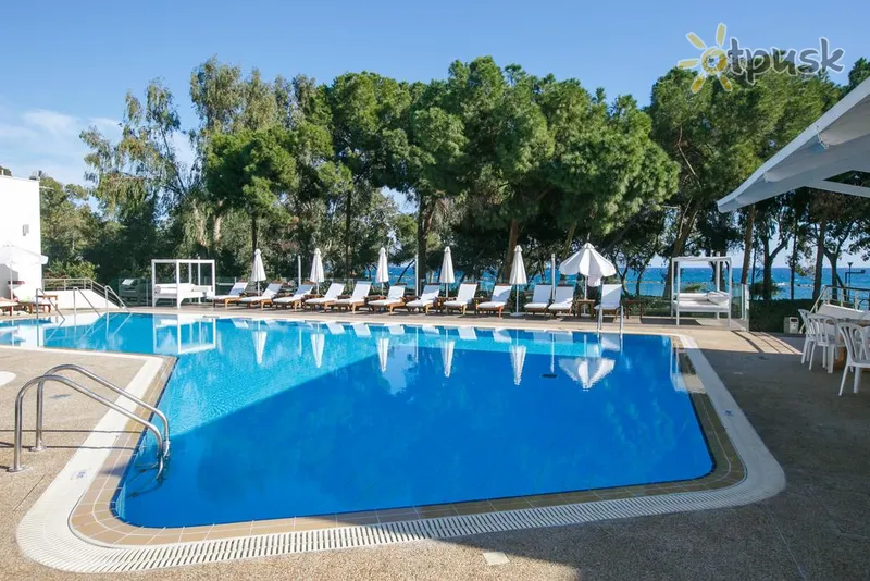 Фото отеля Park Beach Hotel 3* Лимассол Кипр экстерьер и бассейны