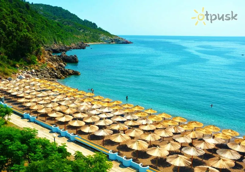 Фото отеля Krusik Hotel 2* Сутоморе Черногория пляж