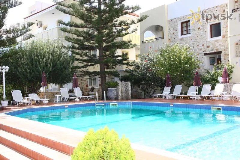 Фото отеля Nikos Apartments 2* Kreta – Heraklionas Graikija išorė ir baseinai