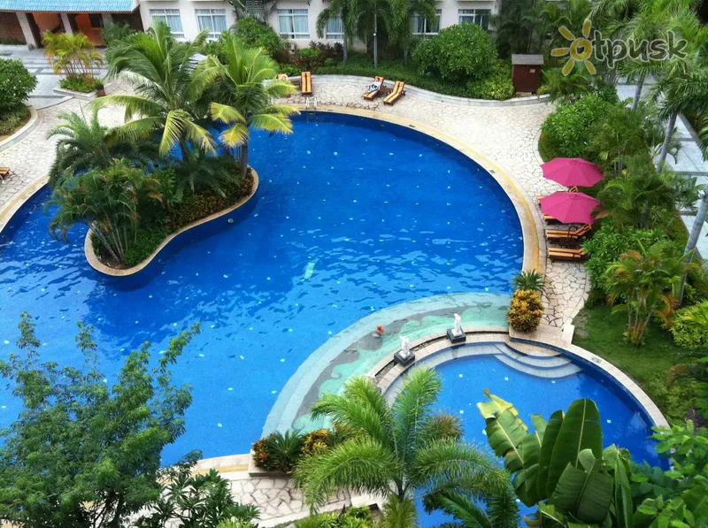 Фото отеля YeLan Bay Resort Hotel 4* par. Hainana Ķīna ārpuse un baseini