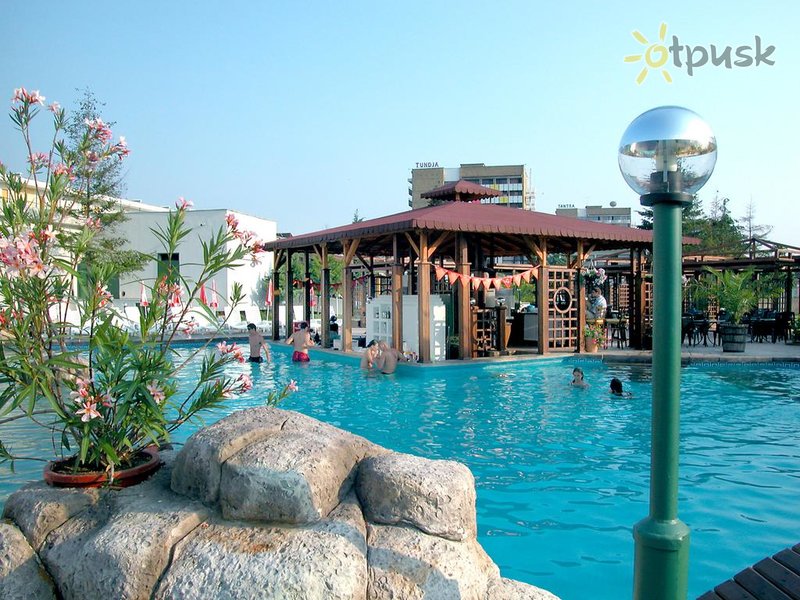 Фото отеля Trakia Hotel 3* Солнечный берег Болгария экстерьер и бассейны