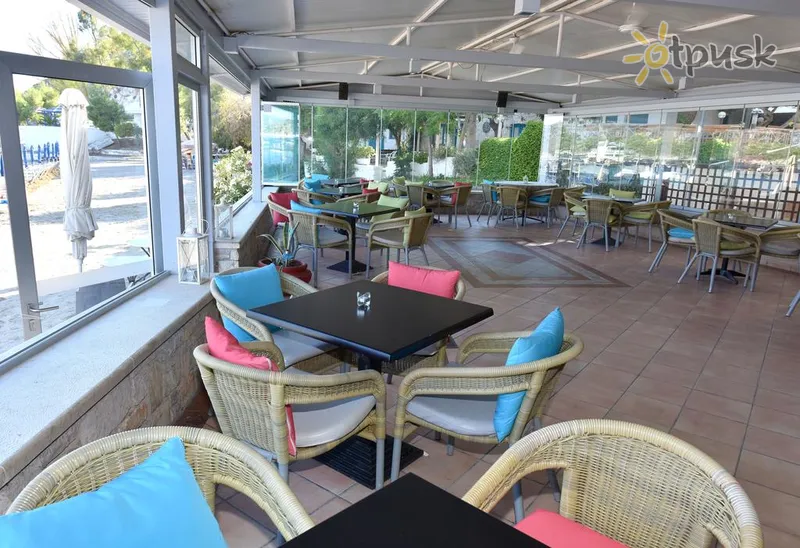 Фото отеля Minoa Hotel 4* Peloponēsa Grieķija bāri un restorāni