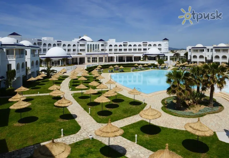 Фото отеля Golden Tulip Taj Sultan 5* Hamametas Tunisas išorė ir baseinai