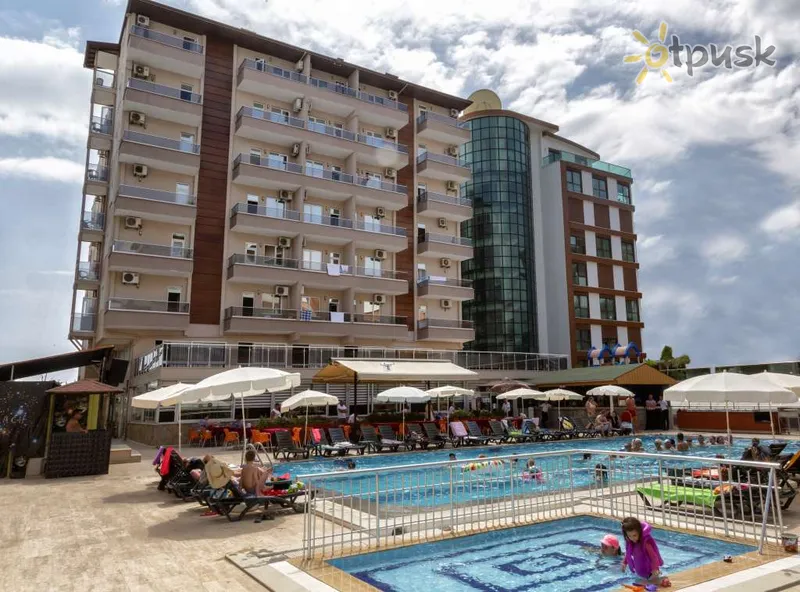 Фото отеля Club Bayar Beach Hotel 3* Alanija Turkija išorė ir baseinai
