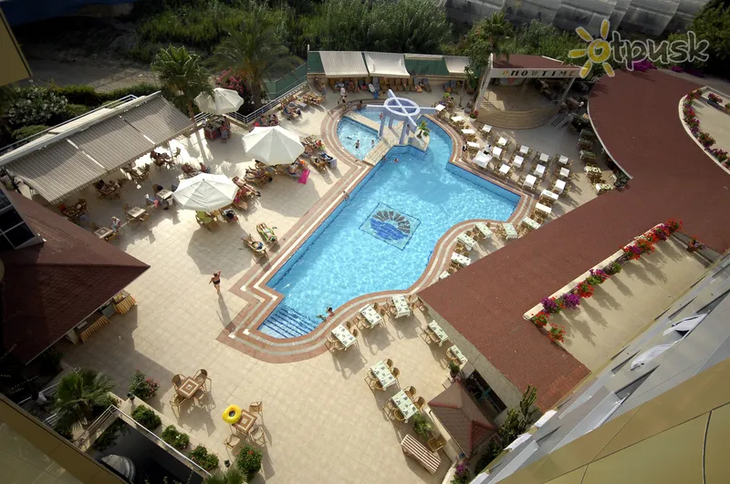 Фото отеля Kirbiyik Resort Hotel 5* Alanija Turkija išorė ir baseinai