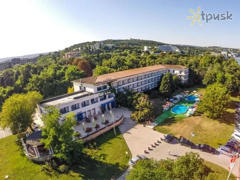 Фото отеля Чайка 2* Svētais Konstantīns un Jeļena Bulgārija ārpuse un baseini