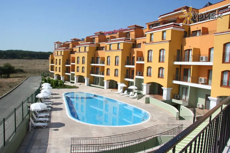 Фото отеля Serena Residence 3* Созопіль Болгарія екстер'єр та басейни