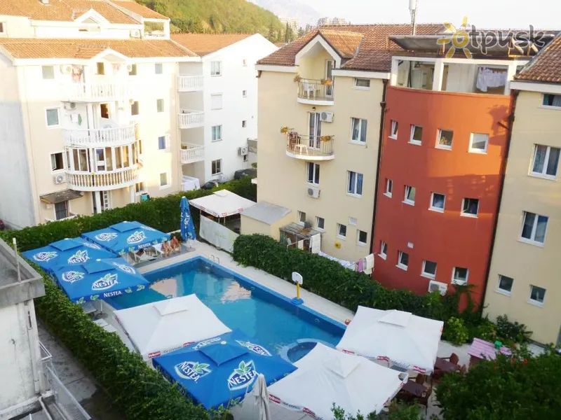 Фото отеля Aquamarin Hotel 3* Budva Juodkalnija išorė ir baseinai