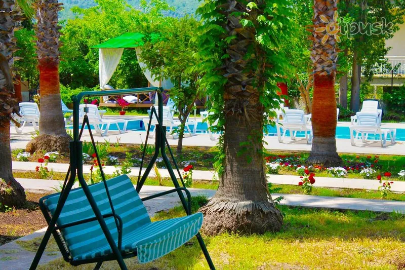 Фото отеля More Beach Hotel 3* Кемер Туреччина екстер'єр та басейни