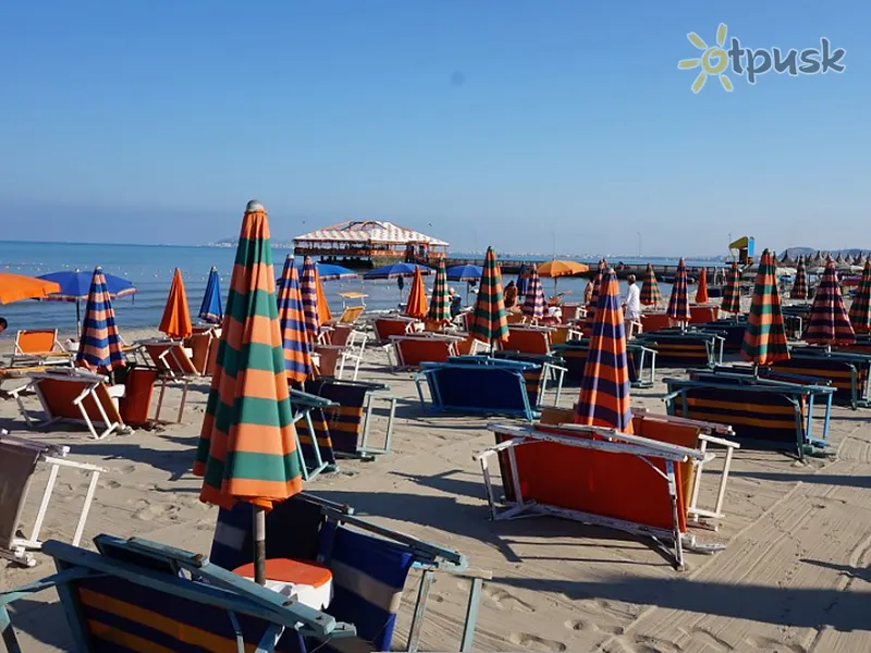 Фото отеля Ujvara 3* Дуррес Албанія пляж