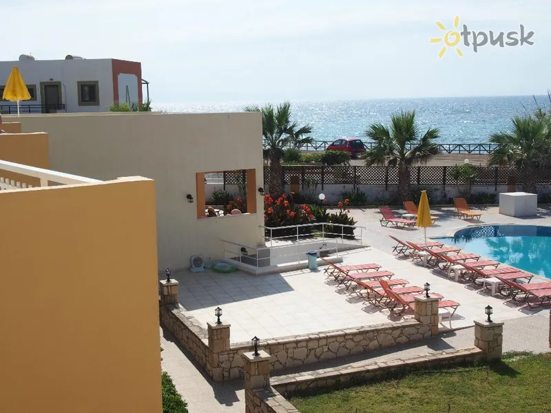 Фото отеля Chrisanna Apartments & Studios 2* о. Крит – Ретимно Греция экстерьер и бассейны