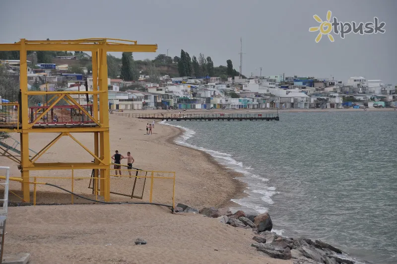 Фото отеля Дача біля моря 2* Чорноморськ Україна пляж