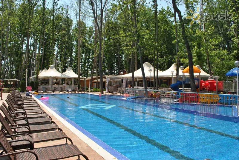Фото отеля Tarsis Club & Spa Sunny Beach 4* Saulėtas paplūdimys Bulgarija išorė ir baseinai