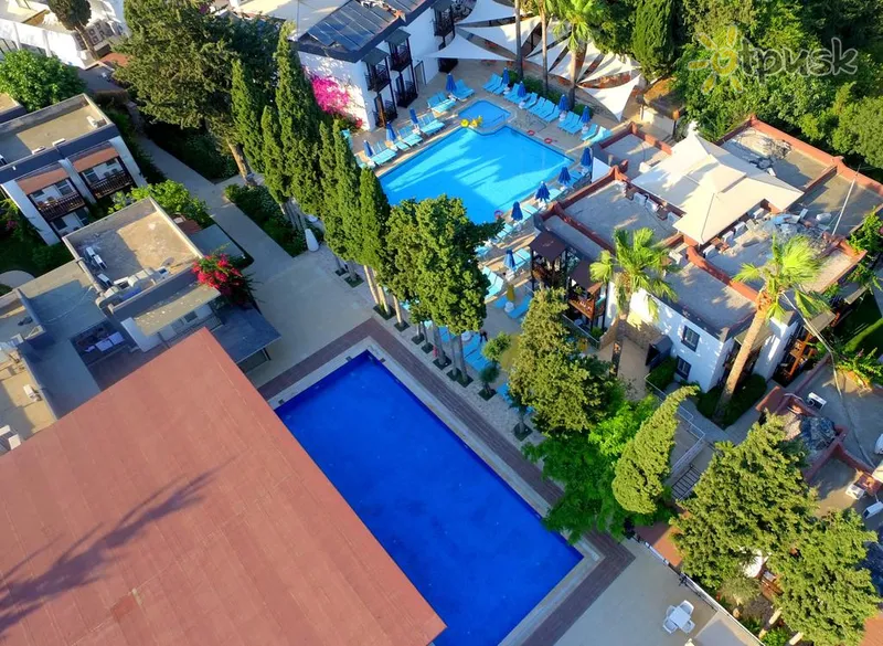 Фото отеля Smartline Bitez Garden Life Hotel & Suites 3* Bodrumas Turkija išorė ir baseinai