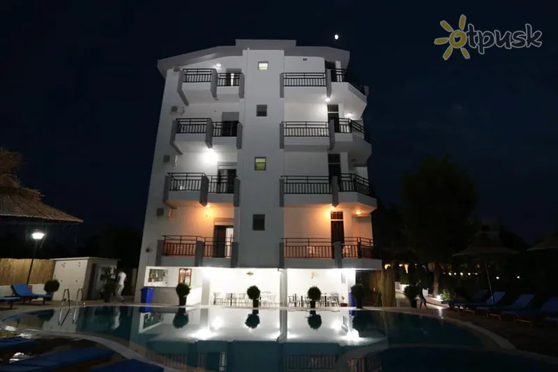Фото отеля Casa Durres Hotel 3* Дуррес Албания экстерьер и бассейны