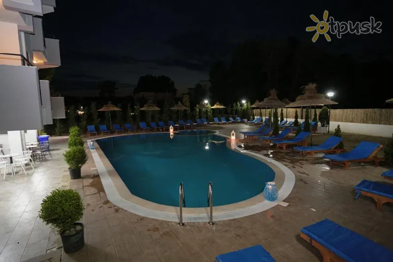 Фото отеля Casa Durres Hotel 3* Дуррес Албанія екстер'єр та басейни