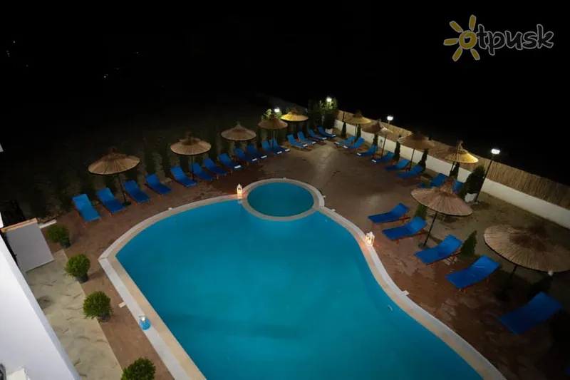 Фото отеля Casa Durres Hotel 3* Durresa Albānija ārpuse un baseini