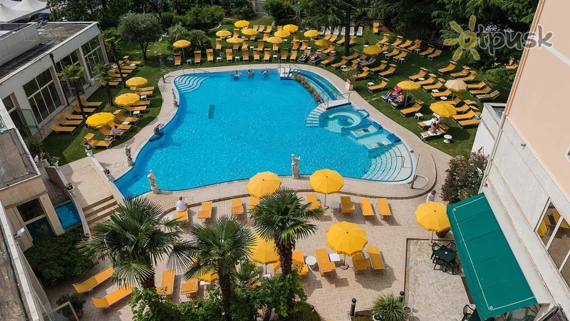 Фото отеля Terme Helvetia Hotel 4* Абано Терме Італія екстер'єр та басейни