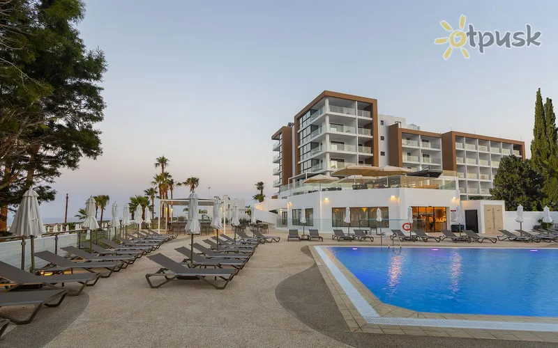 Фото отеля Leonardo Crystal Cove Hotel & Spa by the Sea 4* Протарас Кипр экстерьер и бассейны