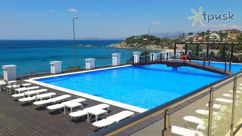 Фото отеля Alexander Beach Hotel 4* Atika Graikija išorė ir baseinai