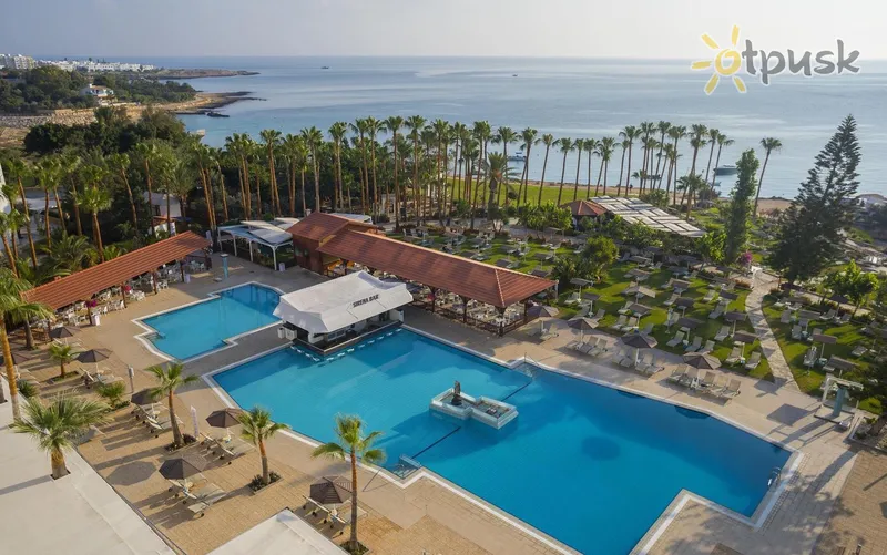 Фото отеля Cavo Maris Beach Hotel 3* Protaras Kipras išorė ir baseinai