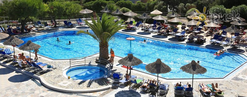 Фото отеля Semiramis Village Hotel 4* о. Крит – Ираклион Греция экстерьер и бассейны