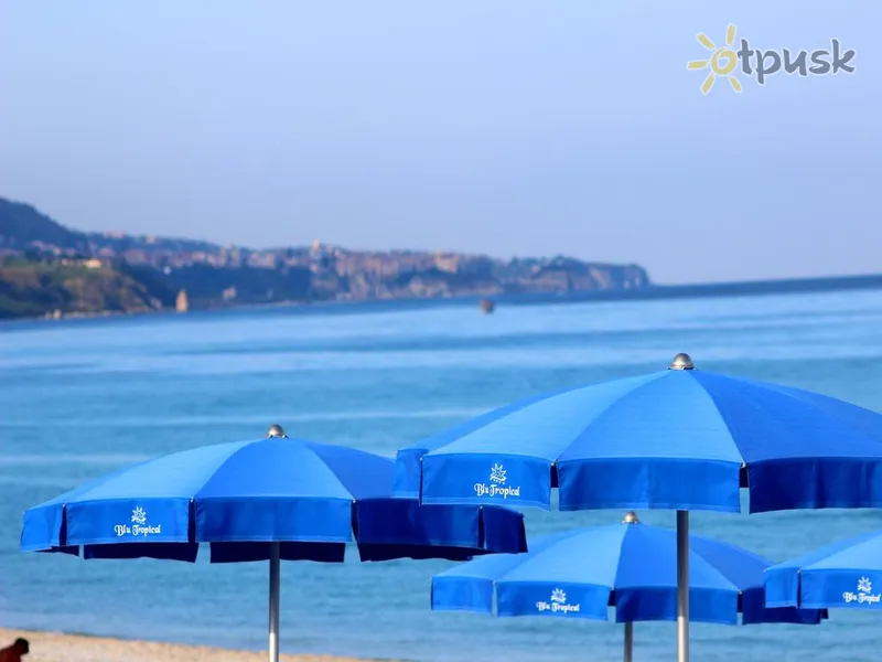 Фото отеля Blu Tropical 4* Калабрия Италия пляж