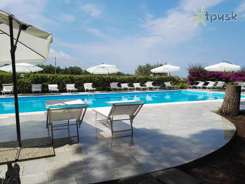 Фото отеля La Conturella 3* Калабрія Італія екстер'єр та басейни