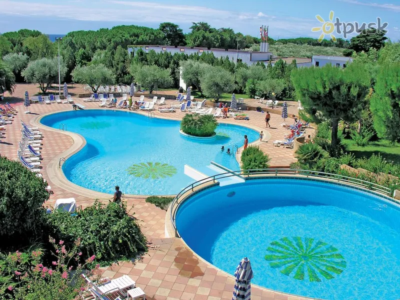 Фото отеля TH Le Castella Village 4* Калабрія Італія екстер'єр та басейни