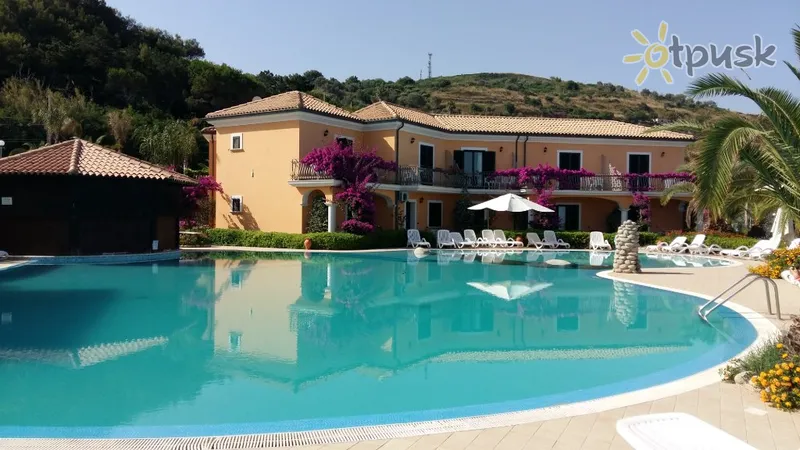 Фото отеля Villaggio Lido San Giuseppe 4* Калабрія Італія екстер'єр та басейни