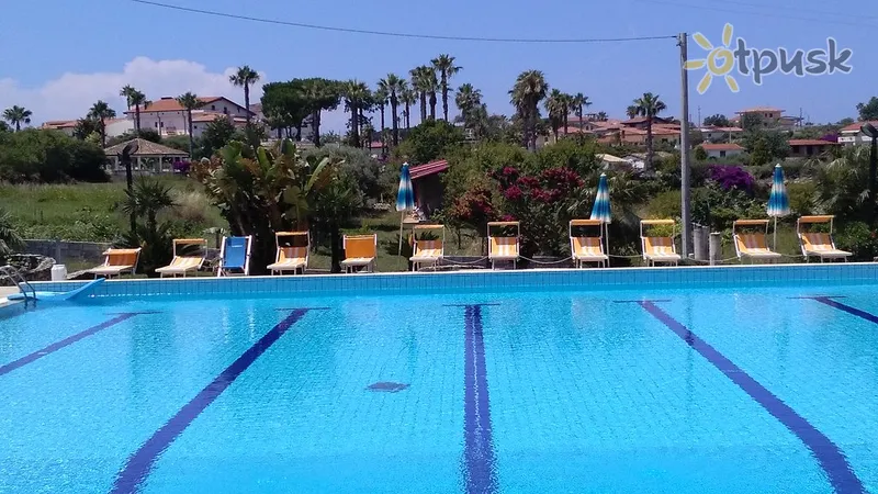 Фото отеля Calabrisella Hotel 3* Калабрія Італія екстер'єр та басейни
