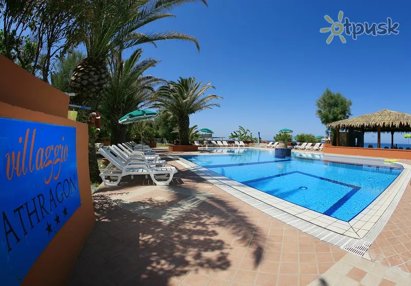 Фото отеля Villaggio Athragon 3* Калабрія Італія екстер'єр та басейни