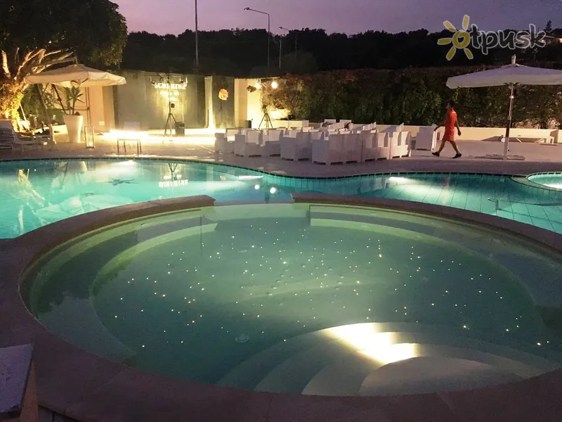Фото отеля Sunshine Club Hotel & SPA 4* Kalabrija Italija išorė ir baseinai