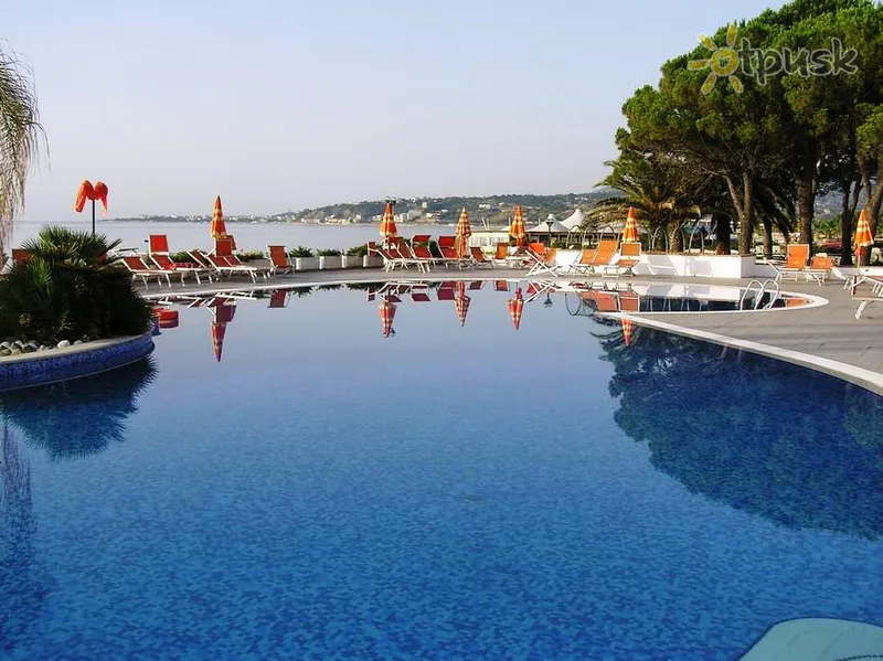 Фото отеля Estella Club Village & Residence 4* Калабрія Італія екстер'єр та басейни