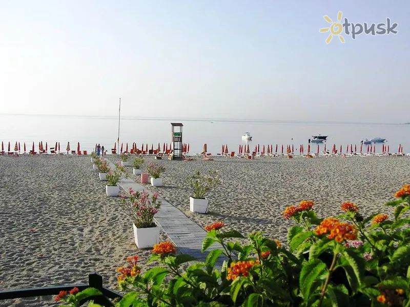 Фото отеля Estella Club Village & Residence 4* Калабрія Італія пляж