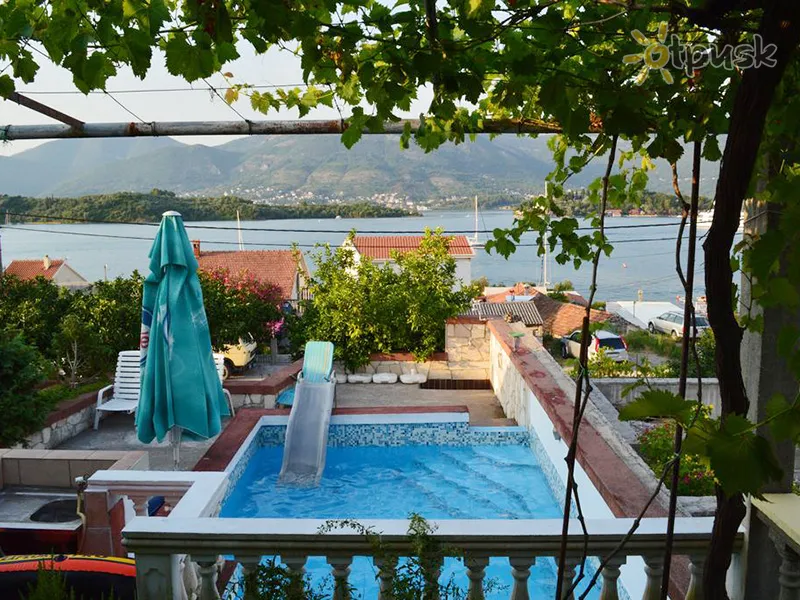 Фото отеля Ino Villa 2* Tivatas Juodkalnija išorė ir baseinai