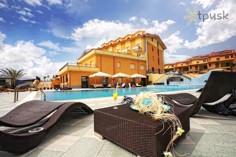 Фото отеля Grand Hotel Paradiso 4* Kalabrija Itālija ārpuse un baseini
