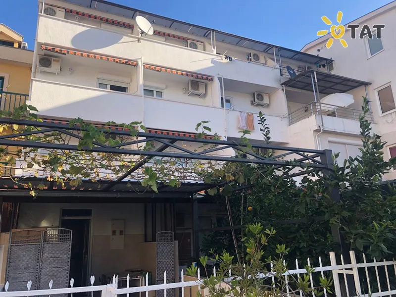 Фото отеля Malina Apartment 3* Budva Melnkalne ārpuse un baseini