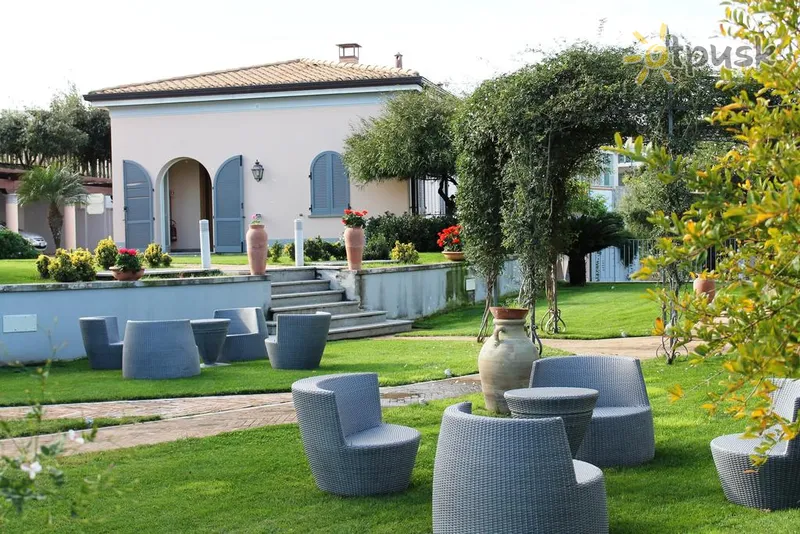 Фото отеля Ersilia Villa 4* Калабрія Італія екстер'єр та басейни