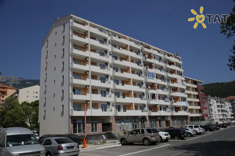 Фото отеля Knezevic Rozino Apartment 3* Будва Чорногорія екстер'єр та басейни