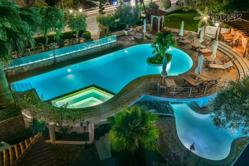 Фото отеля Pyrgos Hotel 2* Chalkidikė – Atonas Graikija išorė ir baseinai